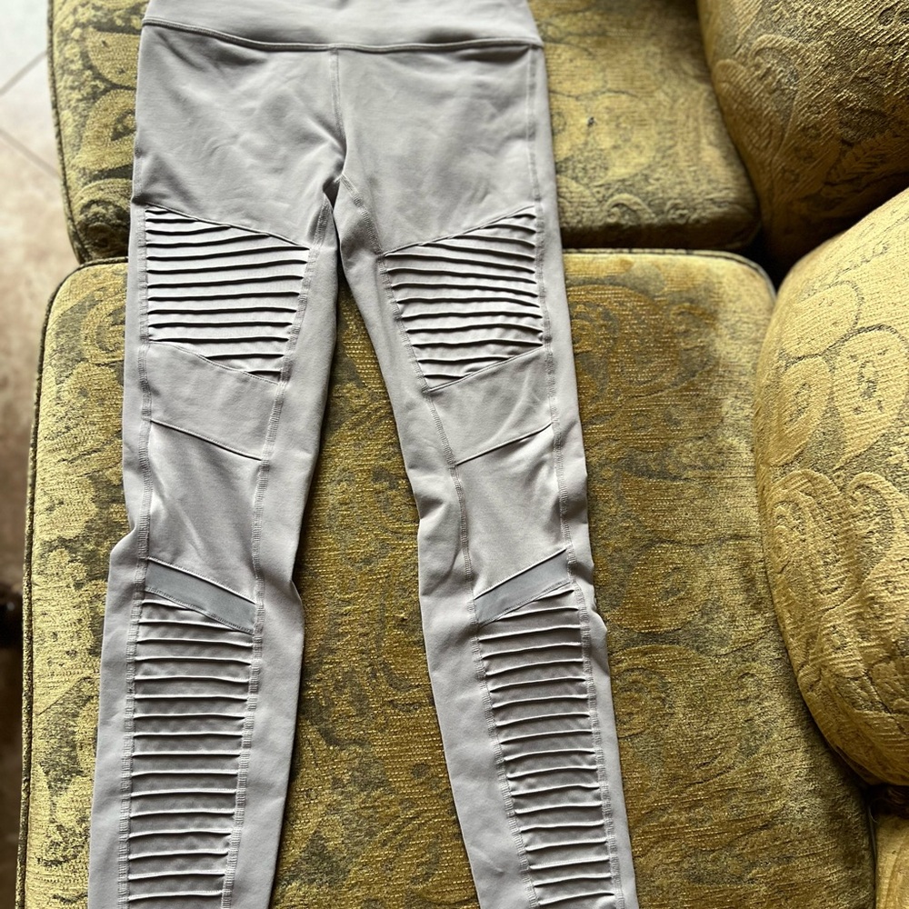 ALO Moto Leggings